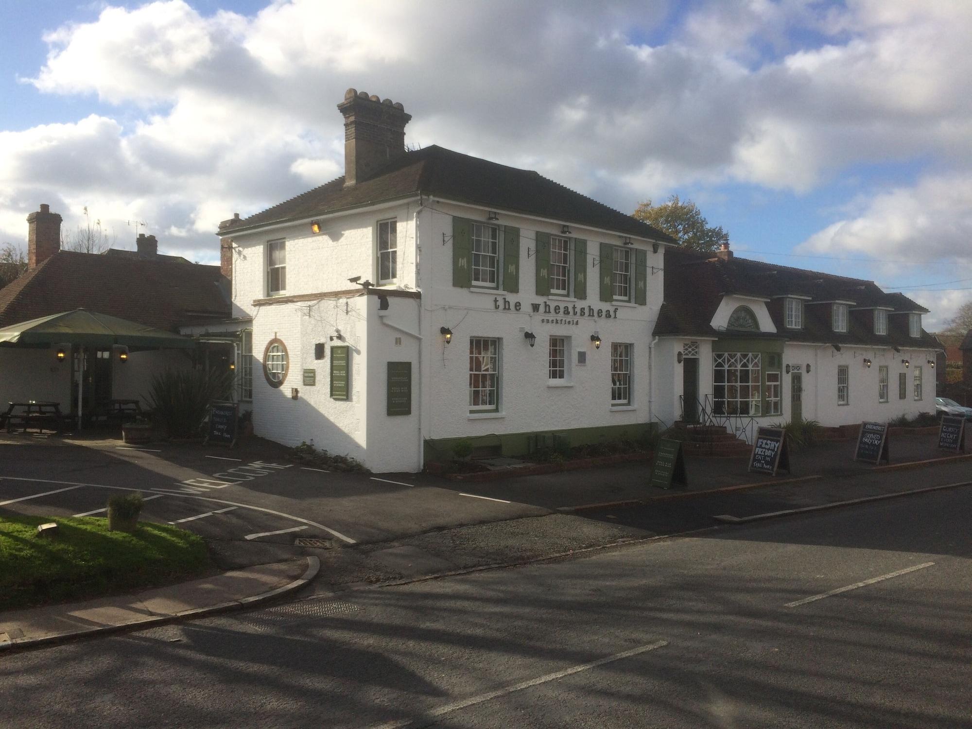 The Wheatsheaf Inn Cuckfield Экстерьер фото